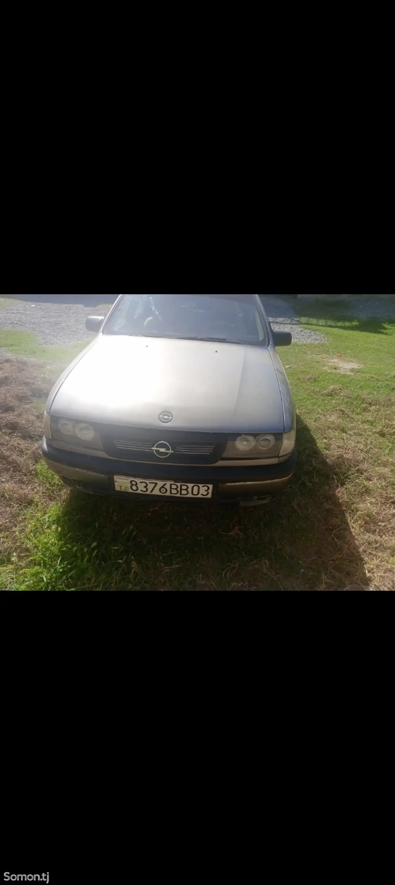 Opel Vectra A 1990 · 1.6 MT