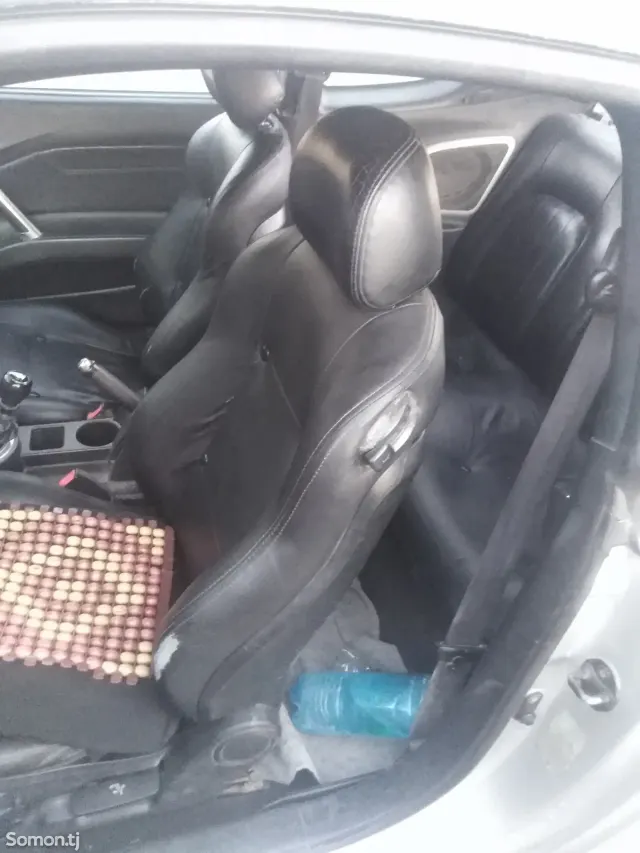 Hyundai Avante 2004 · 2.0 MT