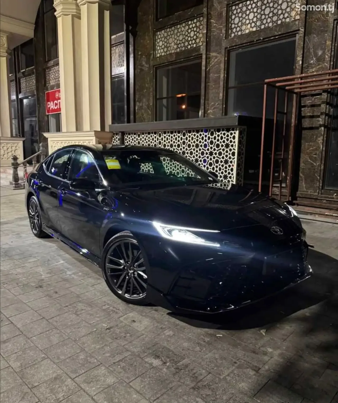 Toyota Camry 2026 · 2.0 AT