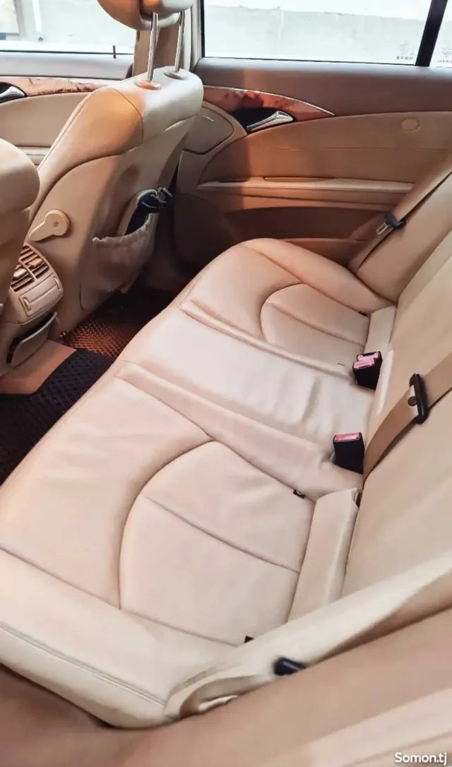 Mercedes-Benz E class 2008 · 3.5 AT