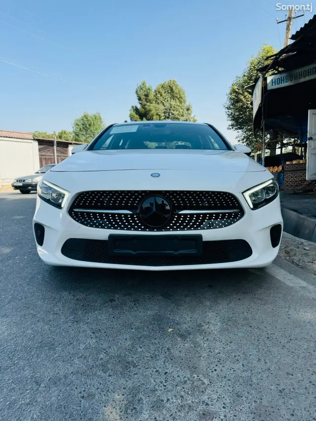 Mercedes-Benz A class 2021 · 2.2 AT