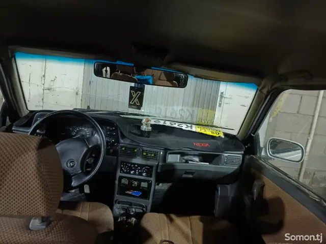 Daewoo Nexia 1995 · 1.5 MT