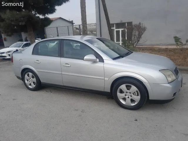Opel Vectra C 2002 · 2.2 MT