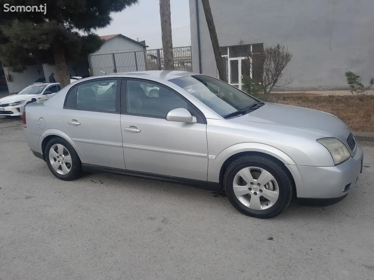 Opel Vectra C 2002 · 2.2 MT