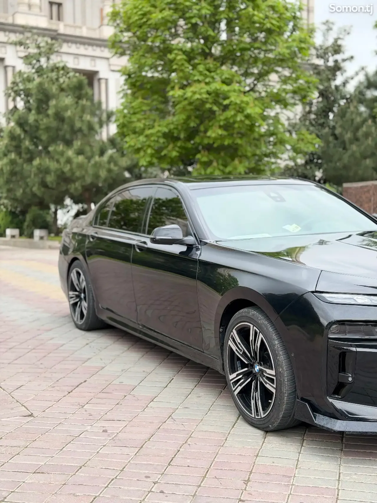 BMW 7 series 2015 · 3.0 AT