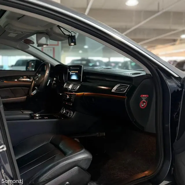Mercedes-Benz CLS class 2015 · 2.2 AT