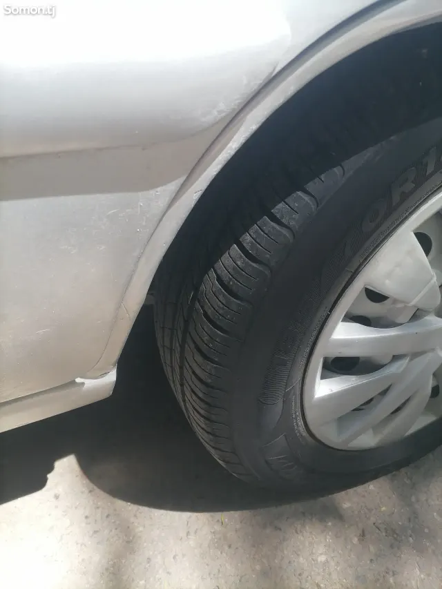 Daewoo Nexia 1996 · 1.6 MT