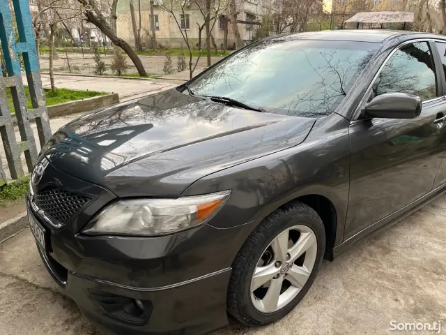 Toyota Camry 2011 · 2.5 AT