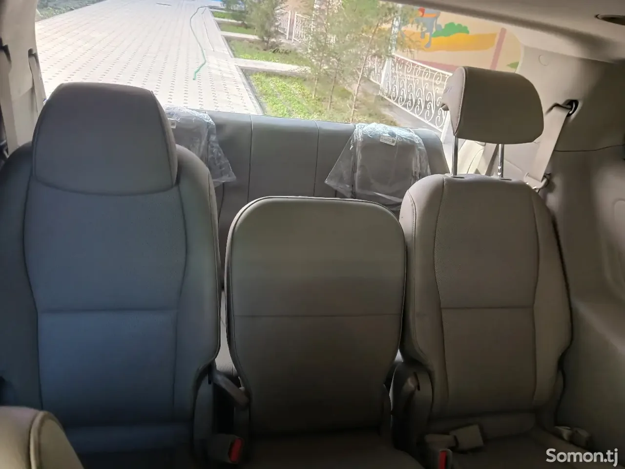 Kia Carnival 2015 · 2.2 AT