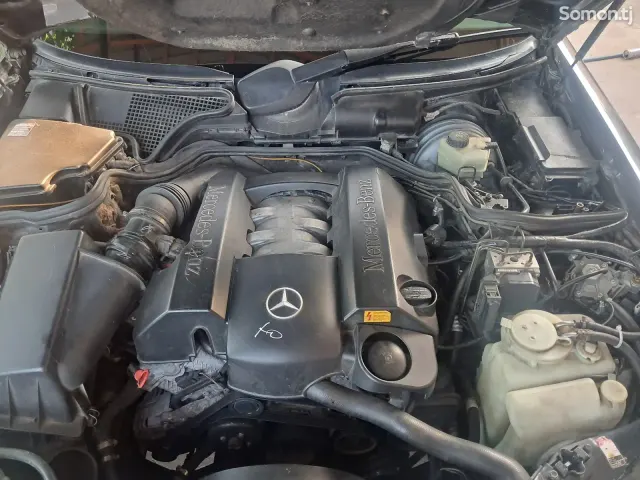 Mercedes-Benz E class 1997 · 2.8 AT