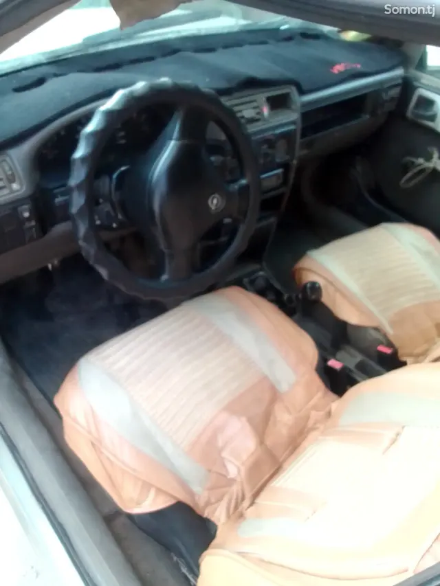 Opel Astra F 1990 · 1.6 MT