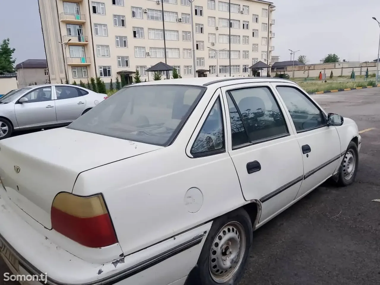 Daewoo Nexia 1994 · 1.6 MT