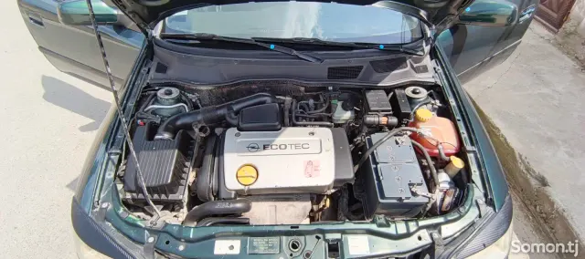 Opel Astra G 1998 · 1.6 MT
