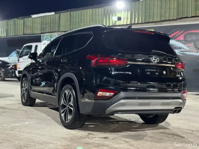 Hyundai Santa Fe 2018 · 2.0 AT