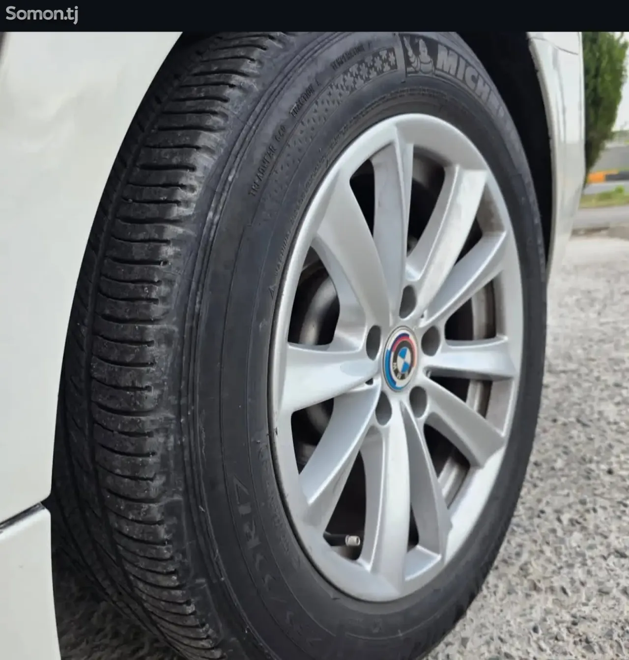 BMW 5 series 2011 · 2.0 AT