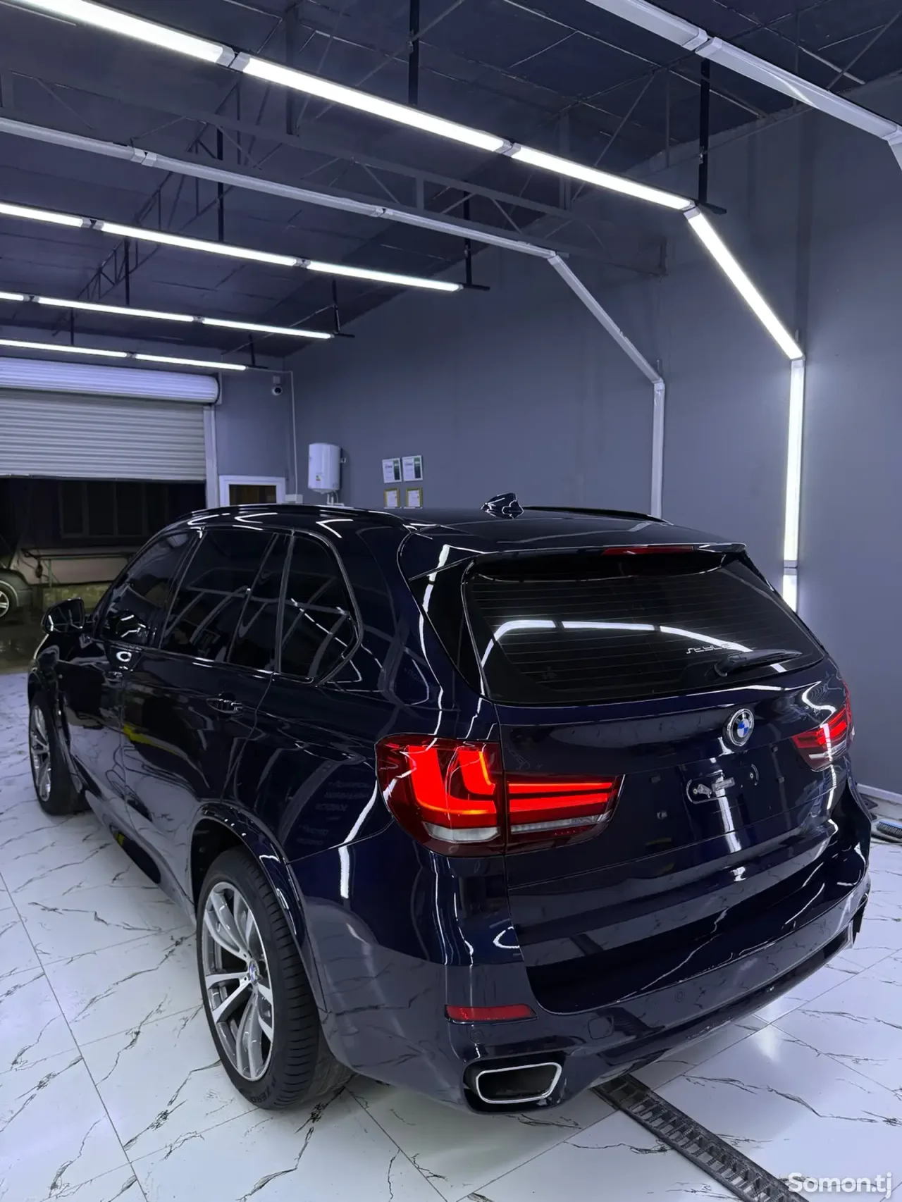 BMW X5 2016 · 4.0 AT
