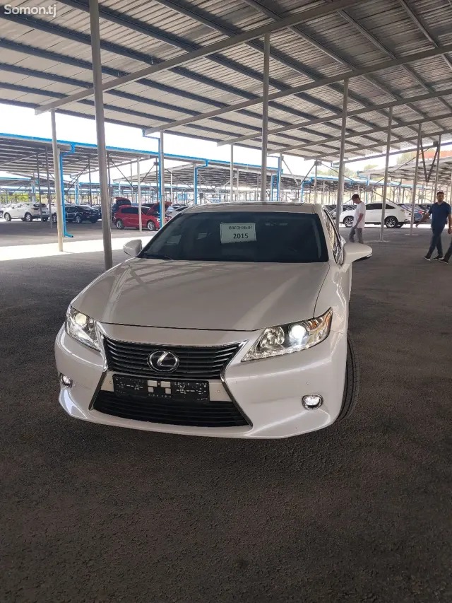 Lexus ES series 2015 · 3.0 AT