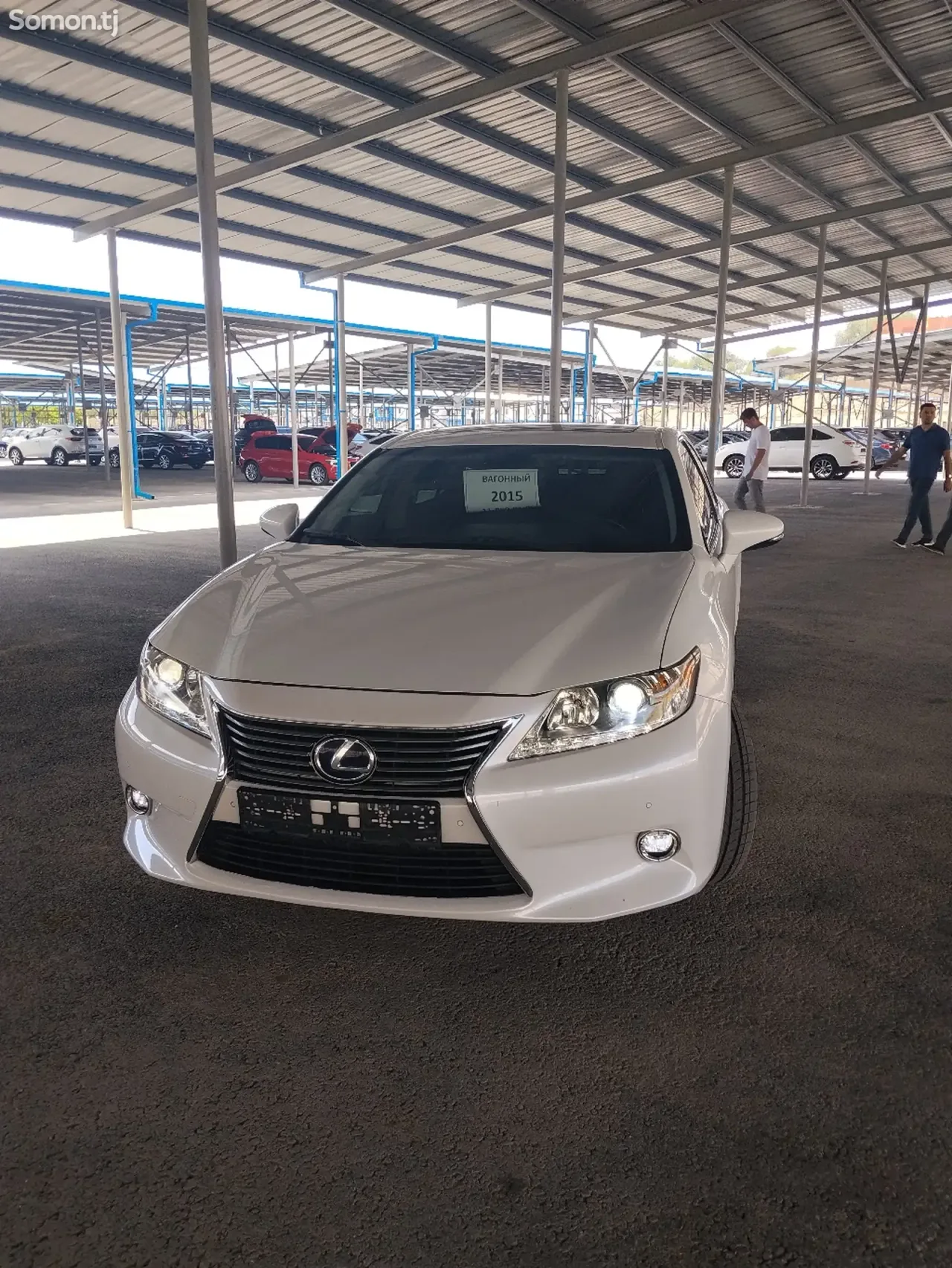 Lexus ES series 2015 · 3.0 AT