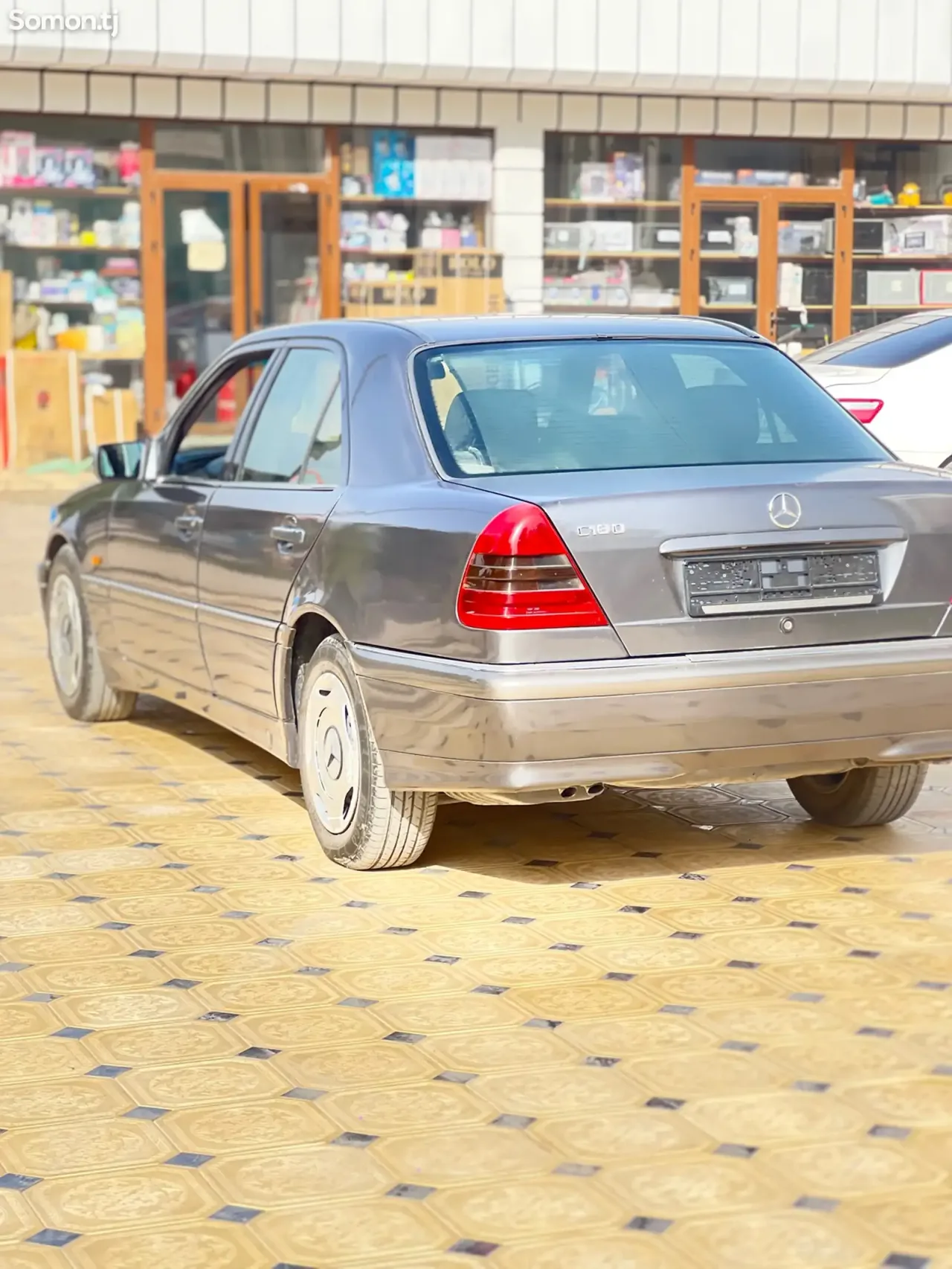 Mercedes-Benz C class 1995 · 1.8 MT