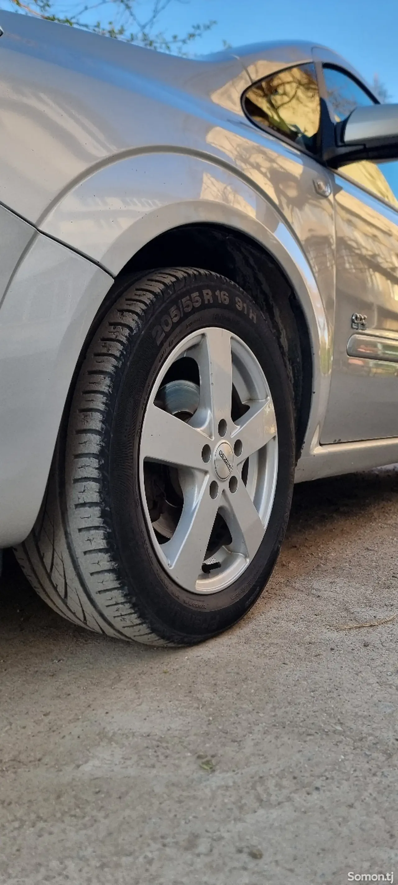 Opel Zafira 2009 · 1.6 MT