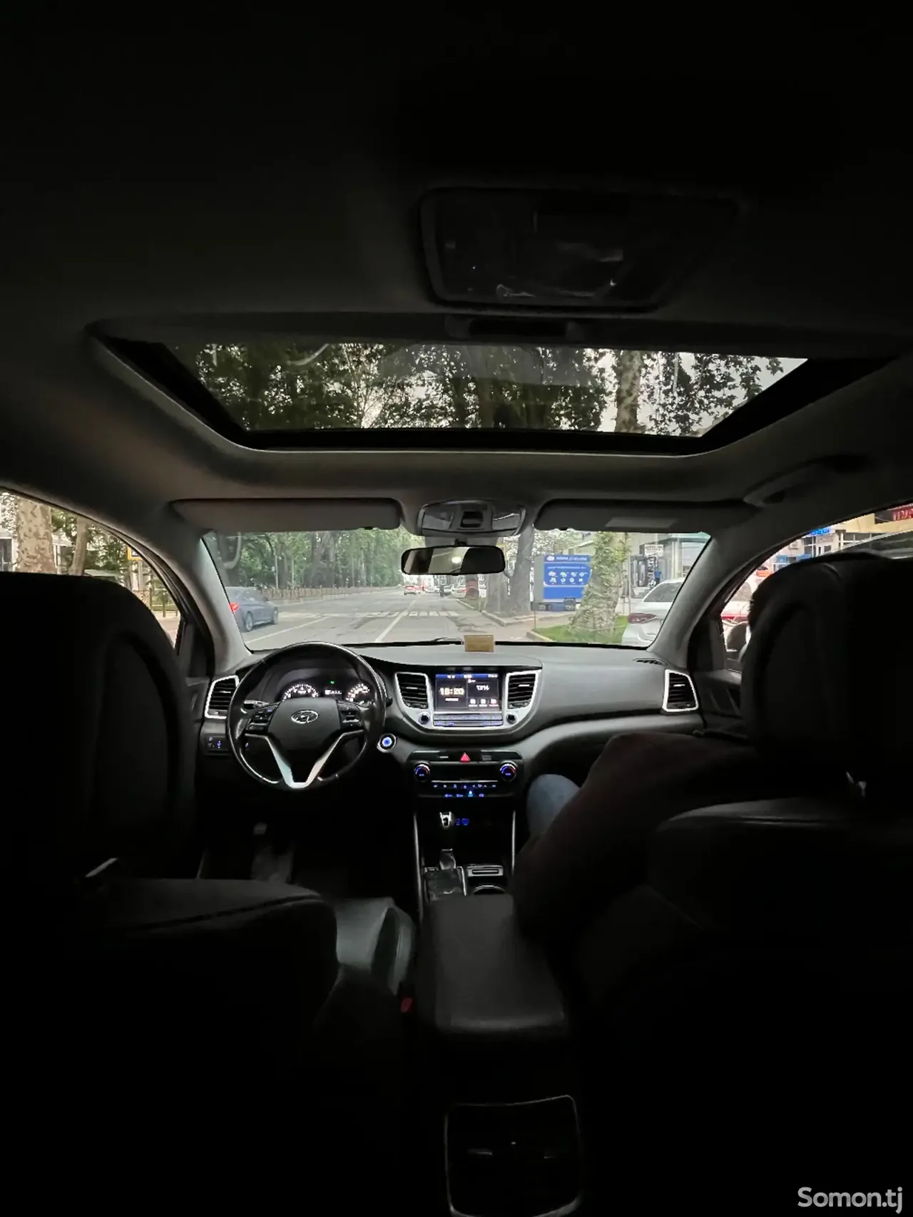 Hyundai Tucson 2017 · 1.6 AT