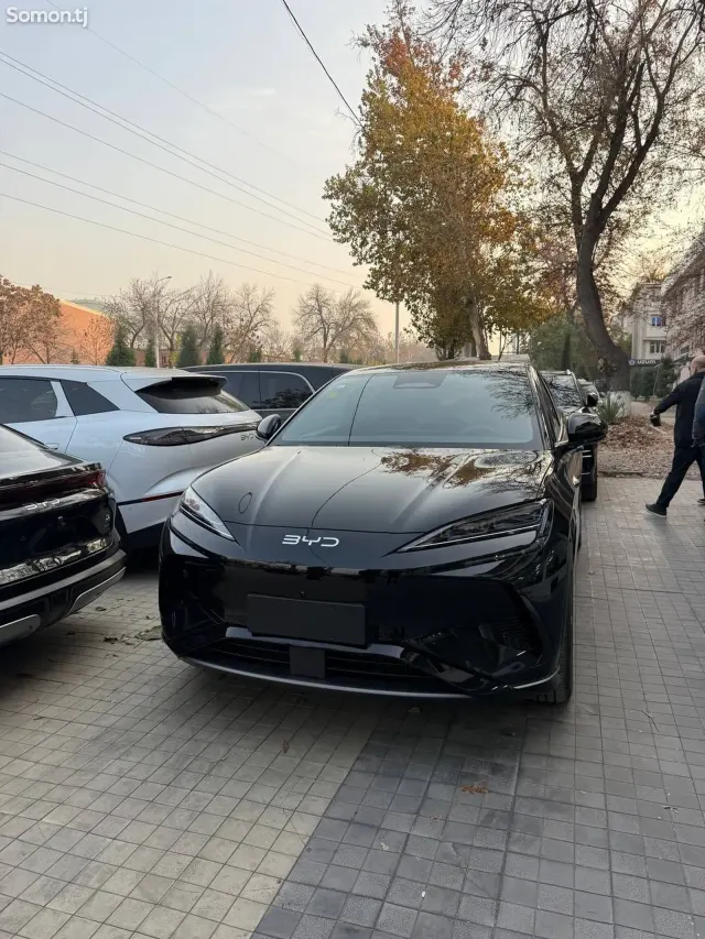 BYD Song Plus 2025 · 2.5 AMT