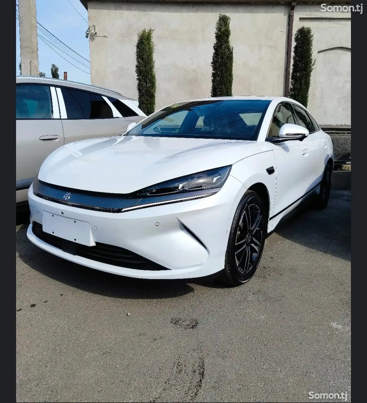 BYD Qin L 2026 · AT
