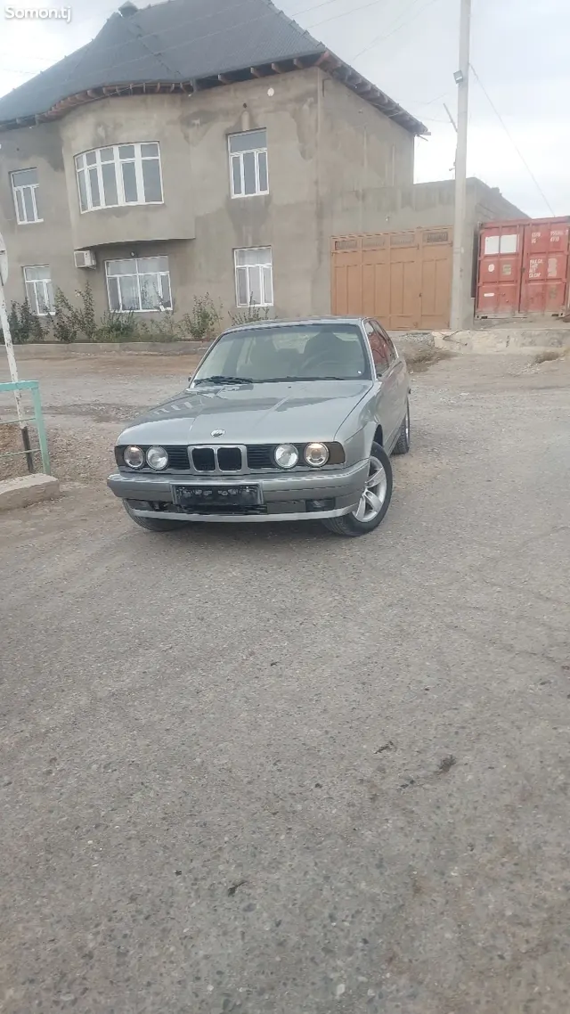 BMW 2 series 1994 · 2.0 AT