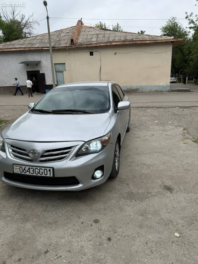 Toyota Corolla 2013 · 1.8 AT