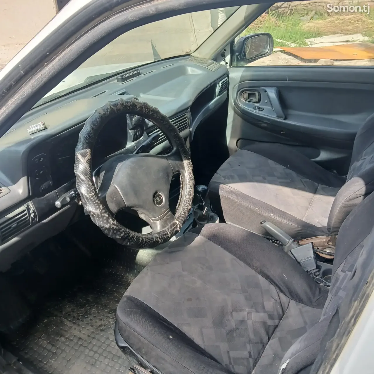 Daewoo Nexia 1995 · 1.6 MT
