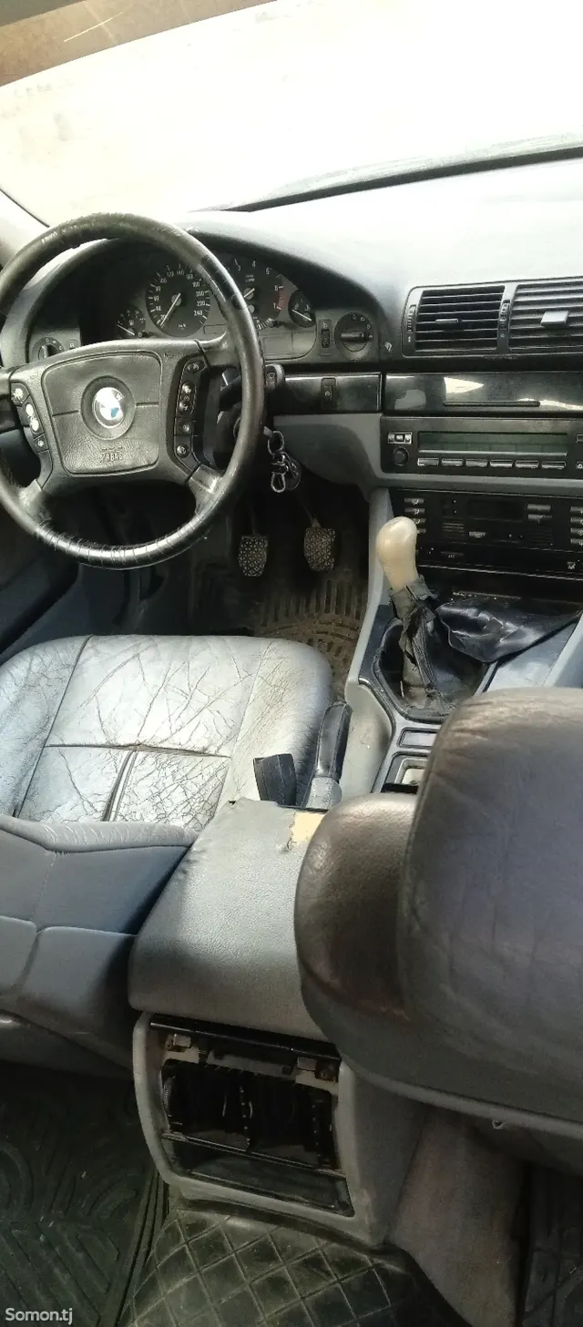 BMW 5 series 1997 · 2.2 MT