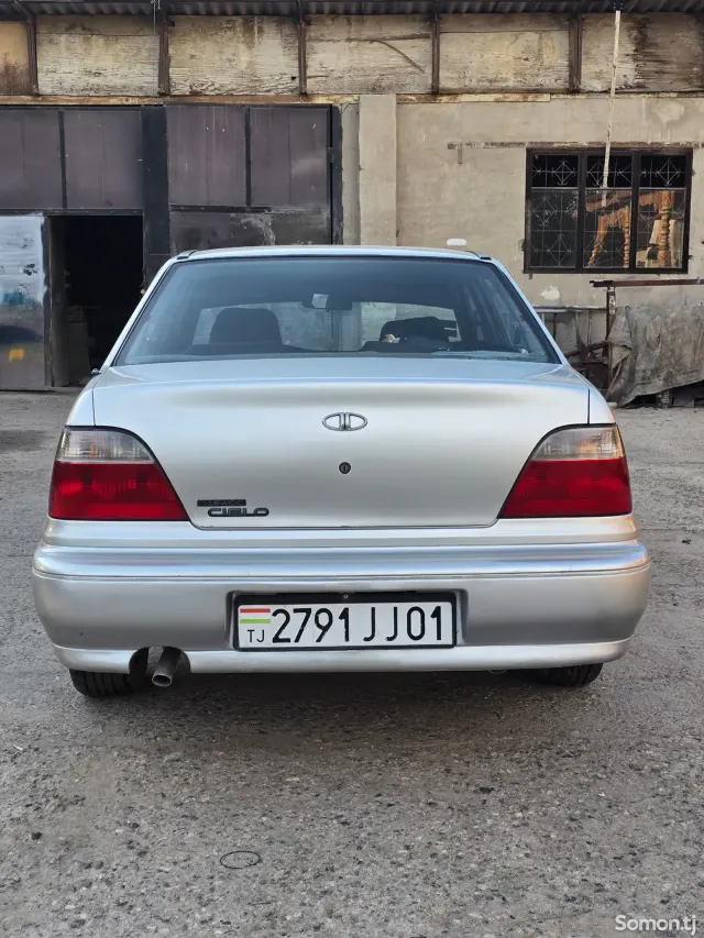 Daewoo Nexia 1996 · 1.6 MT