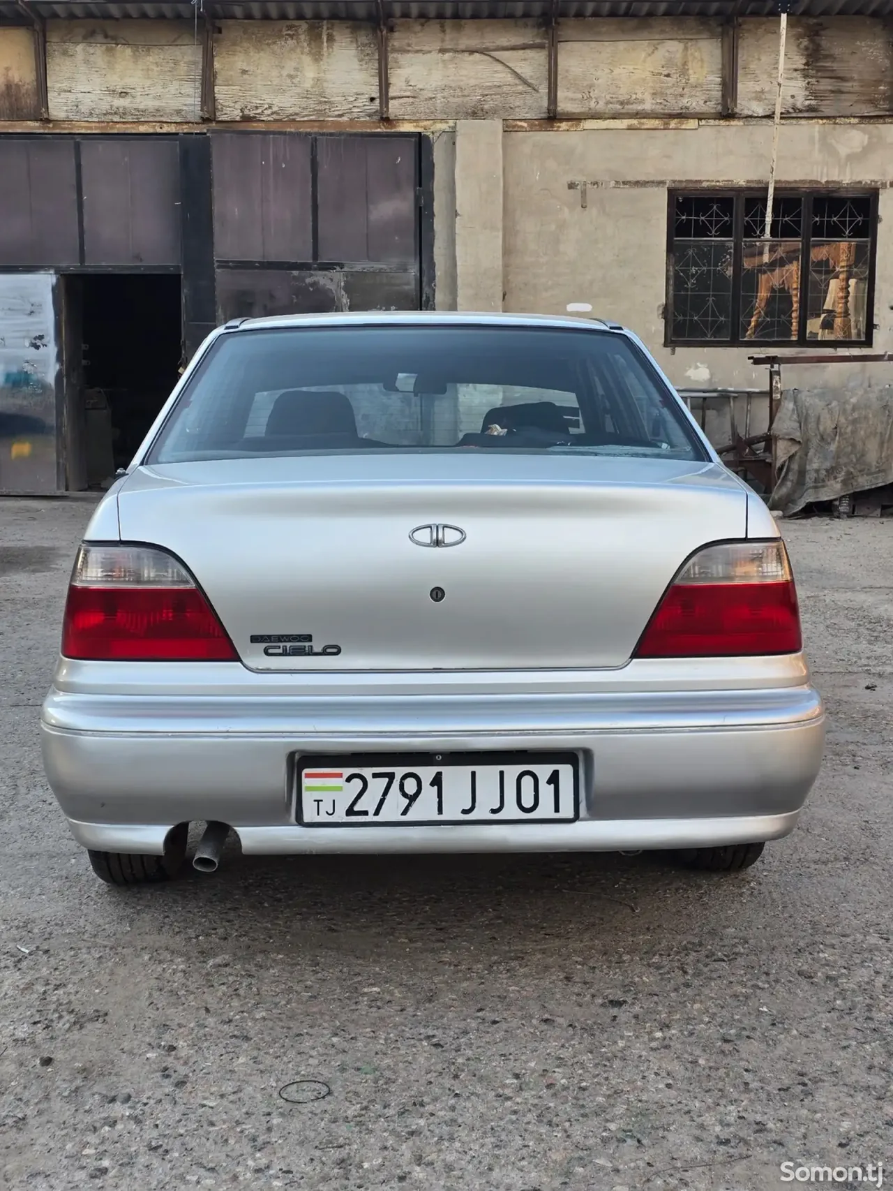 Daewoo Nexia 1996 · 1.6 MT
