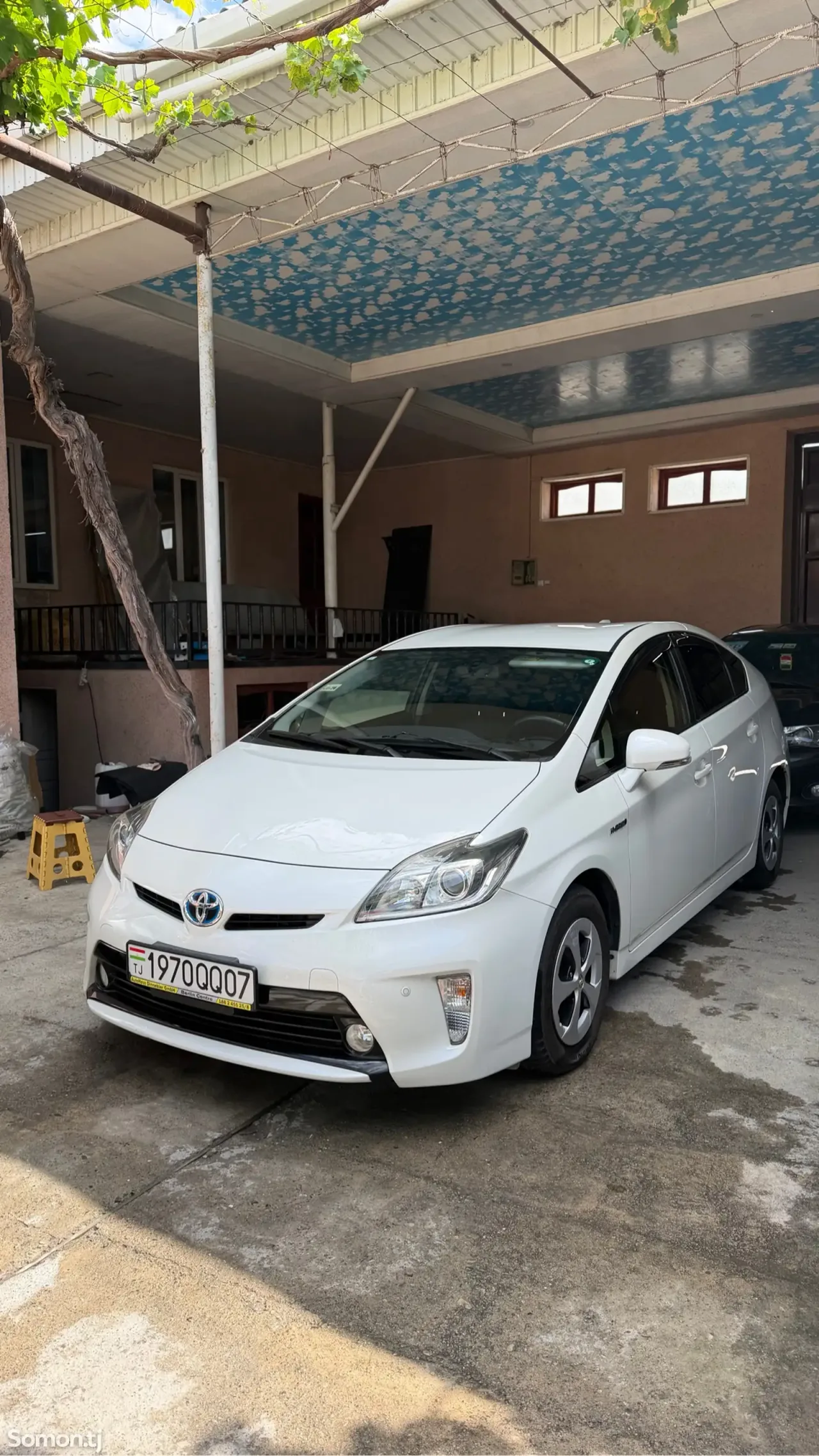 Toyota Prius 2014 · 1.8 AT