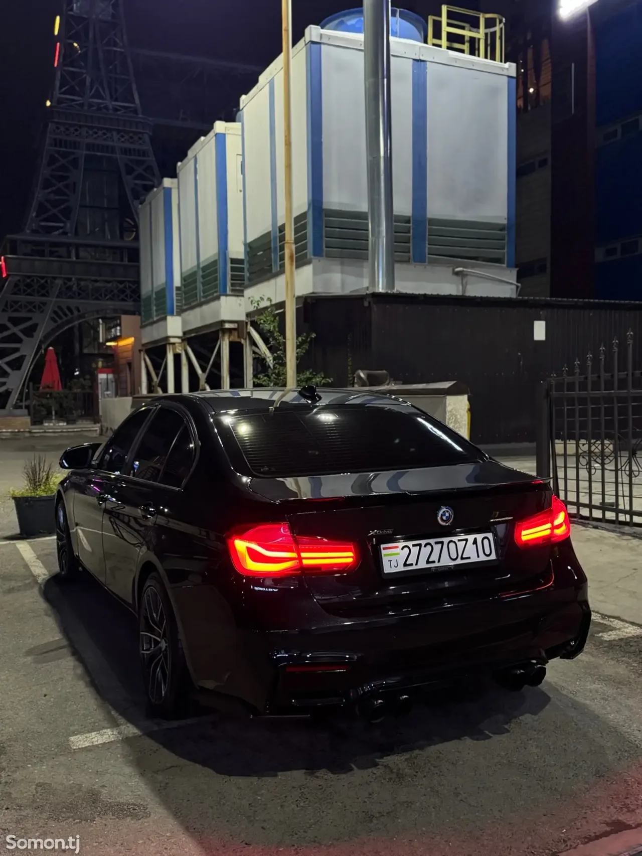 BMW 3 series 2016 · 2.0 AT