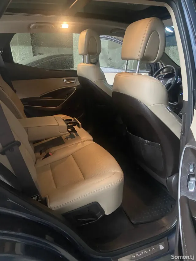 Hyundai Santa Fe 2015 · 2.0 AT