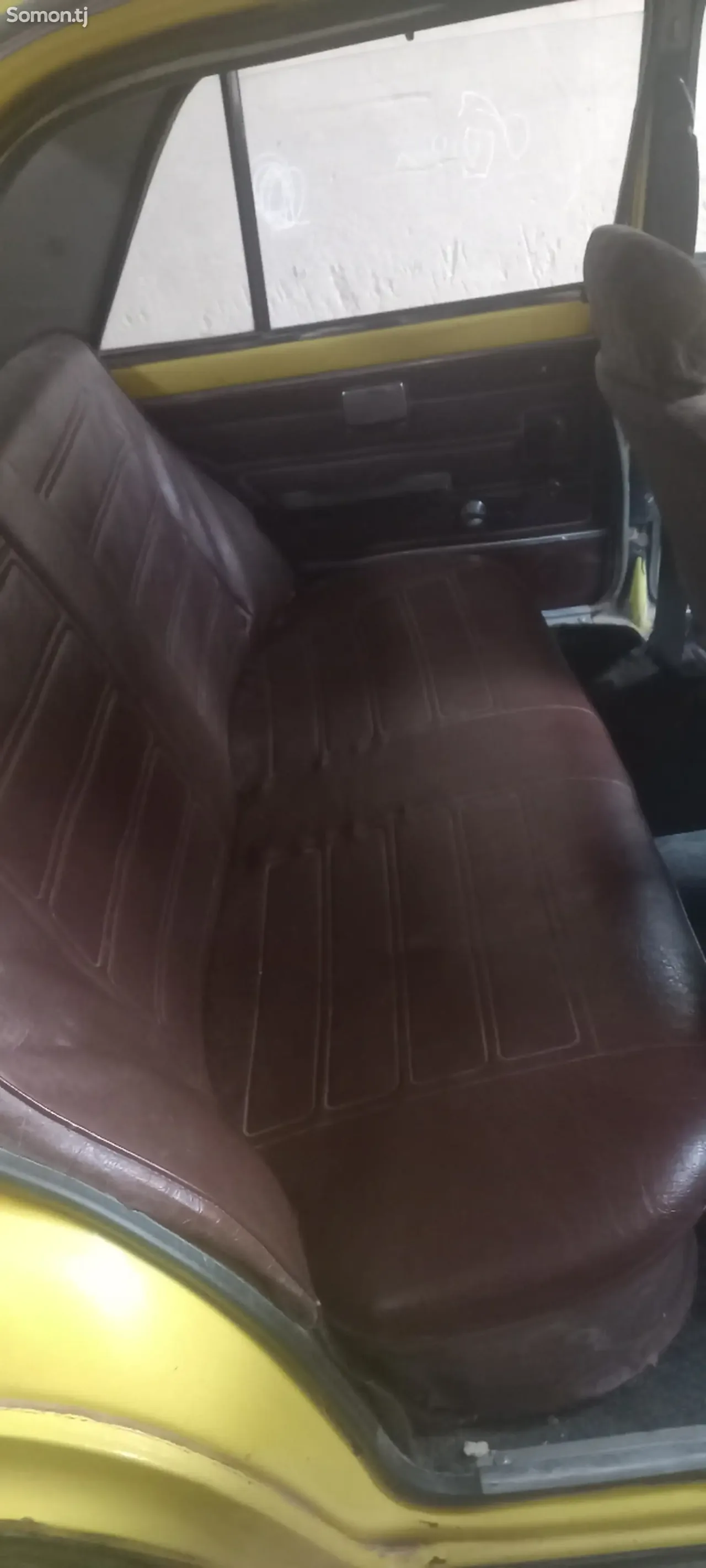 Lada (ВАЗ) 2111 1987 · 1.6 MT