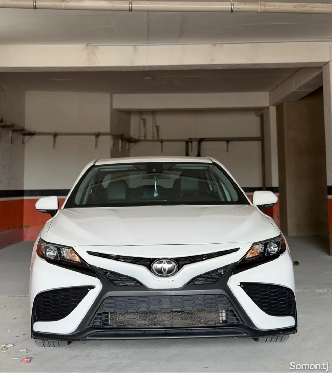 Toyota Camry 2024 · 2.5 AT
