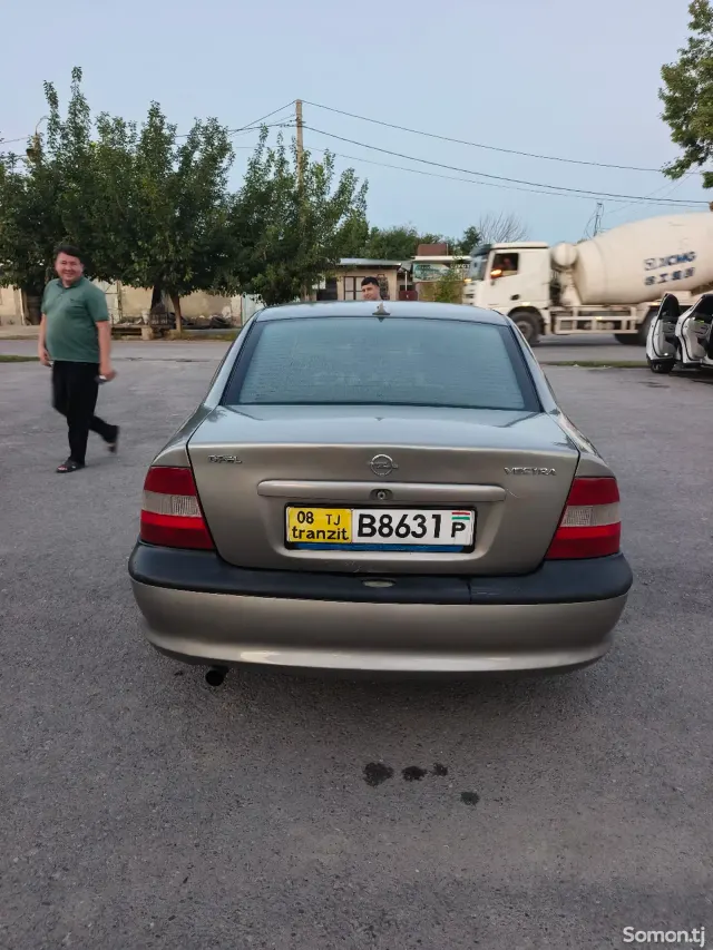 Opel Vectra B 1996 · 1.6 MT