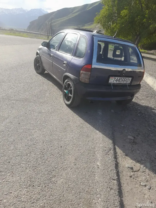 Opel Vita 1995 · 1.4 AT
