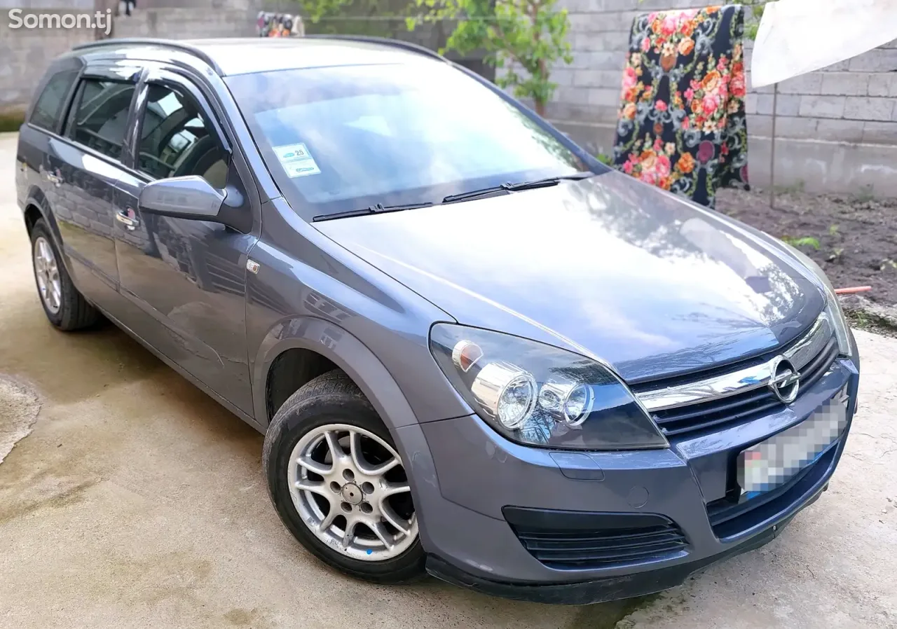 Opel Astra H 2006 · 1.8 MT