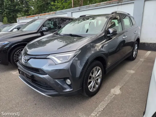 Toyota RAV 4 2017 · 2.5 AT