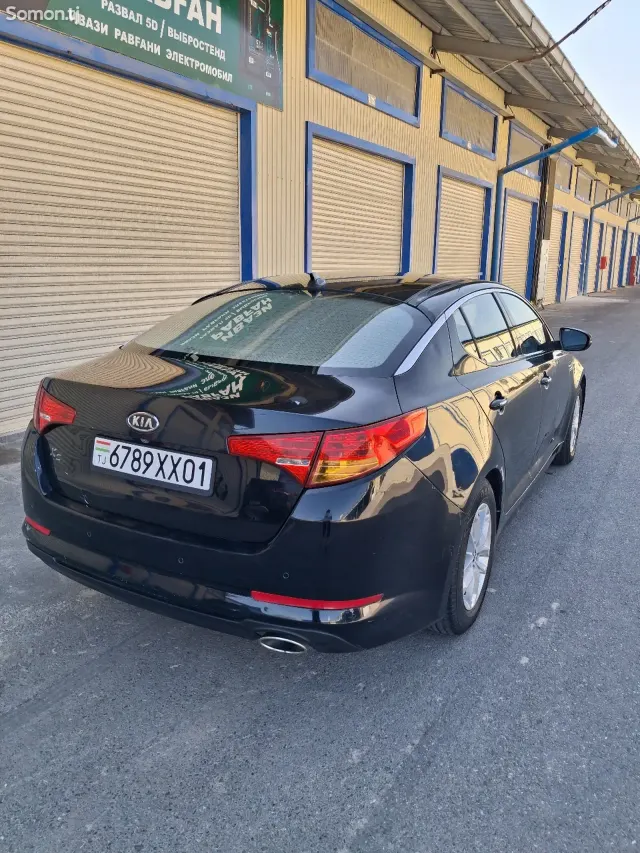 Kia K5 2011 · 2.0 AT