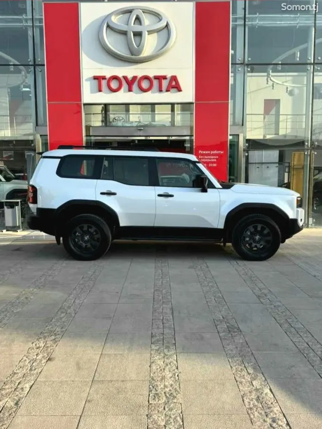 Toyota Land Cruiser Prado 2026 · 2.4 AT