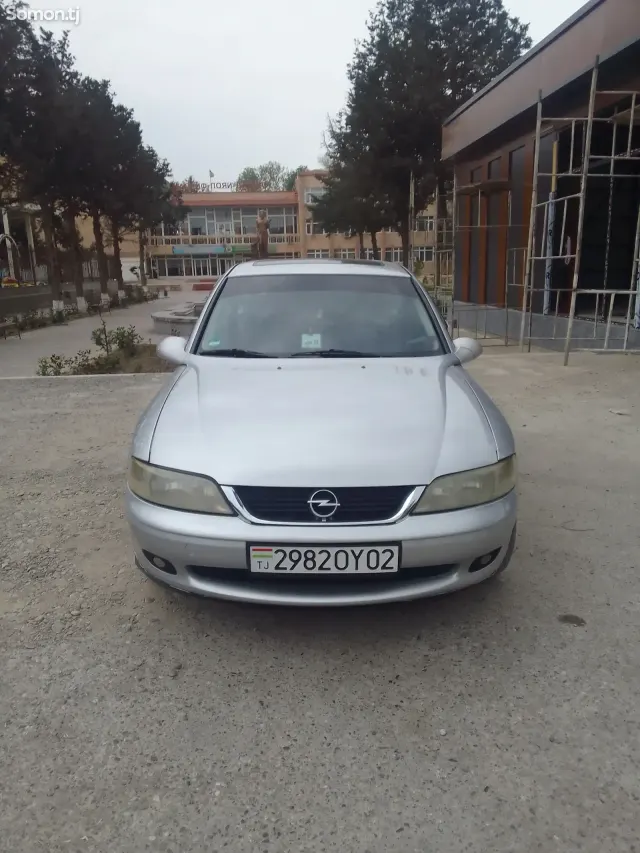 Opel Vectra B 1999 · 1.6 MT