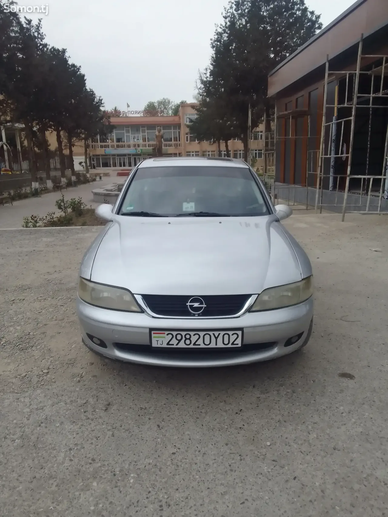 Opel Vectra B 1999 · 1.6 MT
