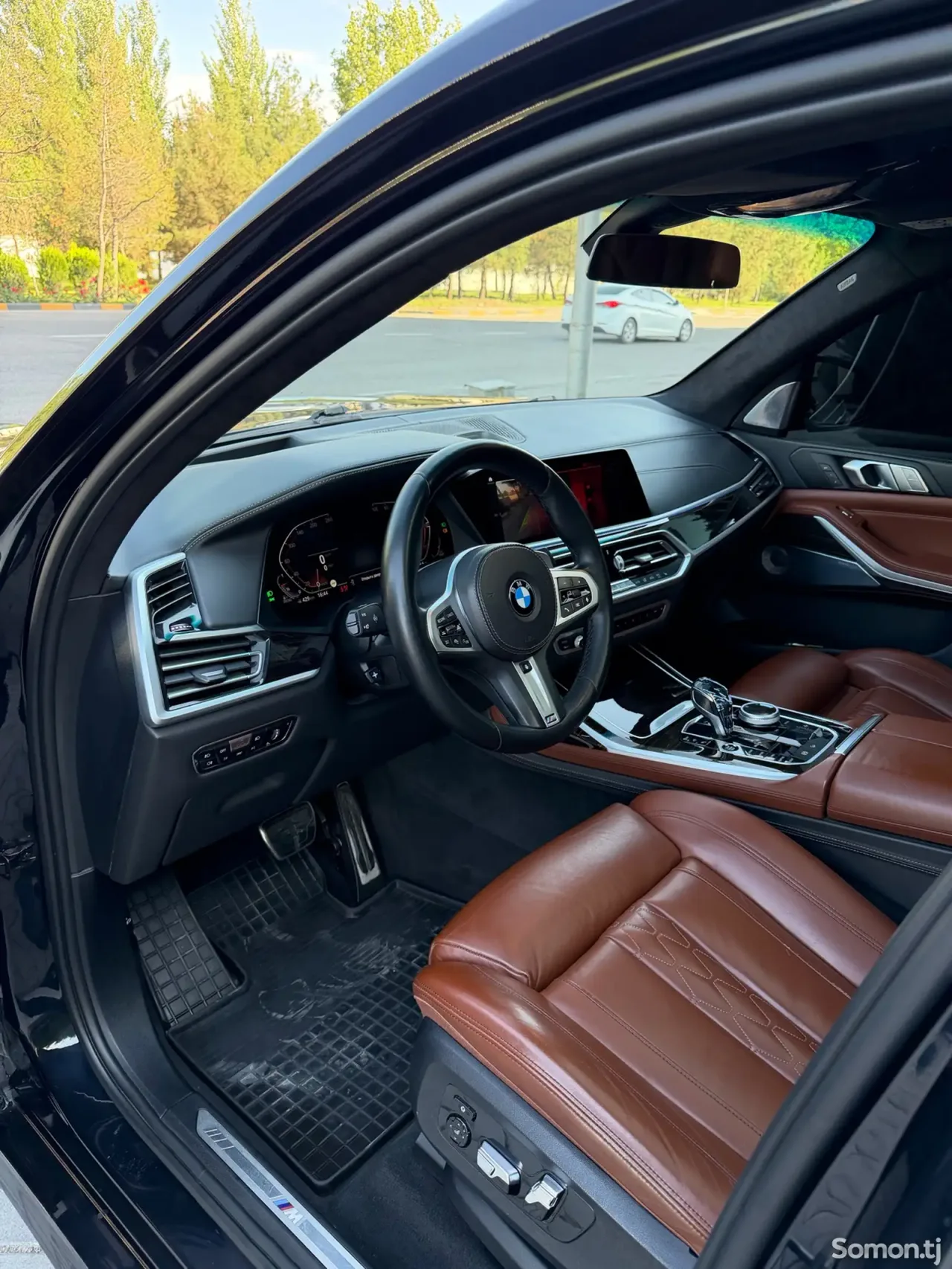 BMW X7 2021 · 4.0 AT