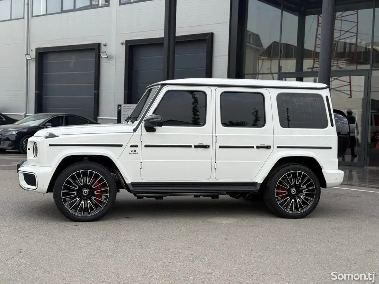 Mercedes-Benz G class 2025 · 4.0 AT
