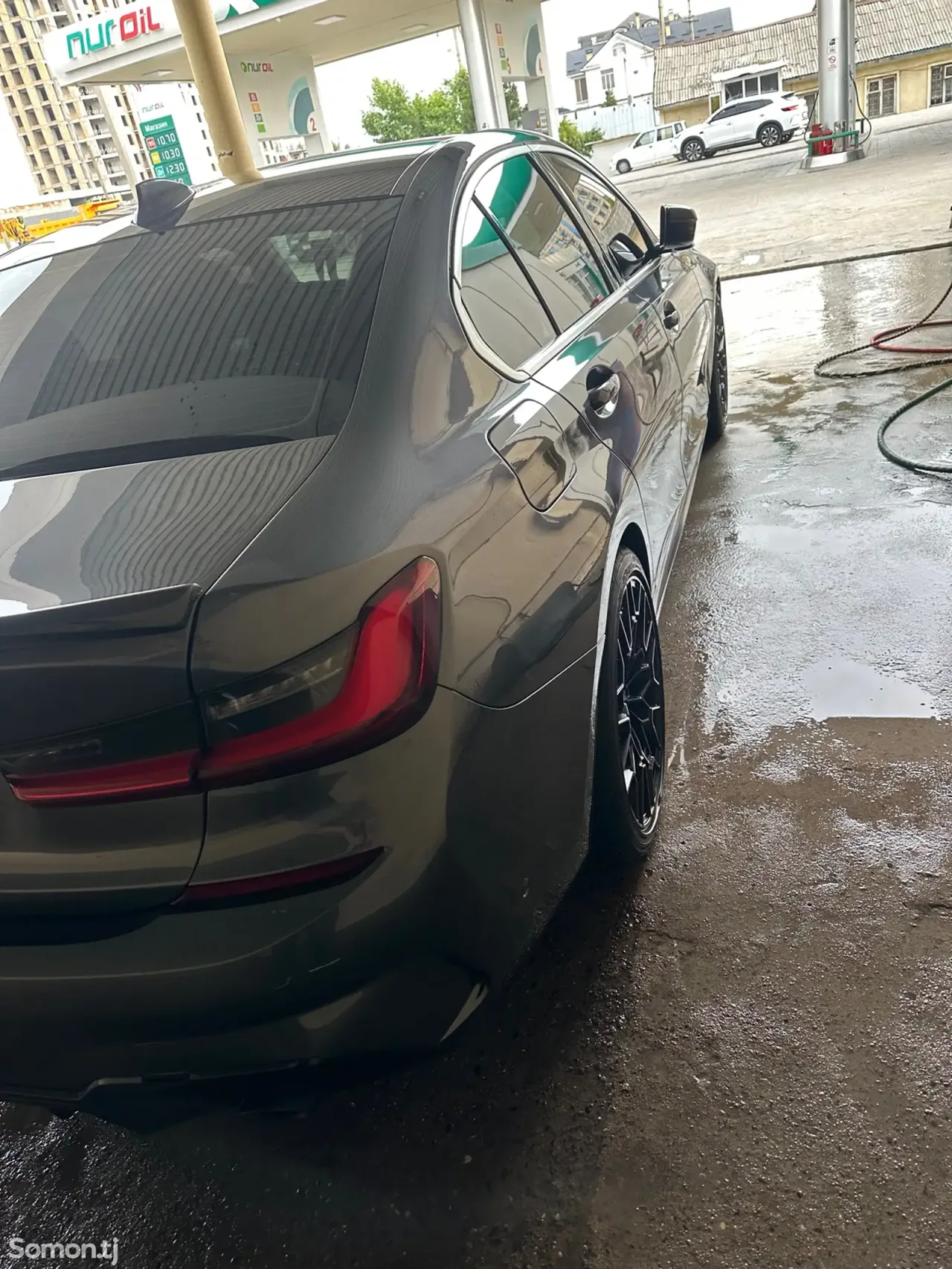 BMW 3 series 2021 · 2.2 AT