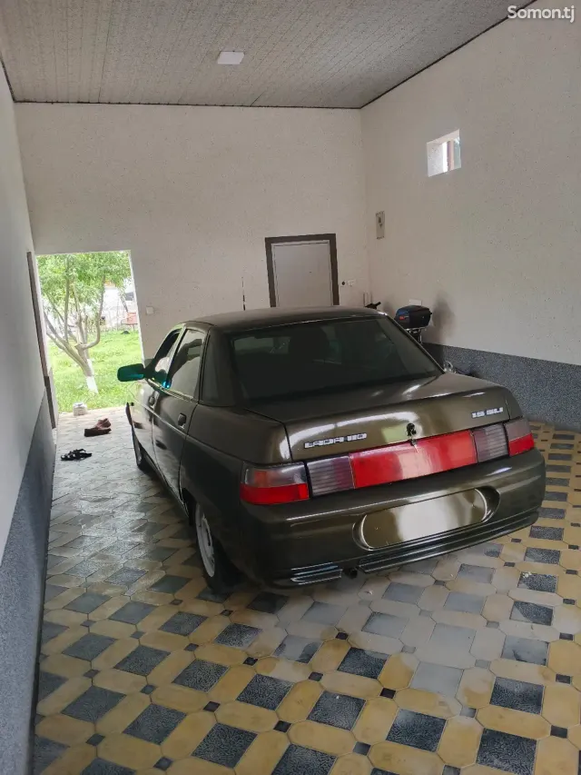Lada (ВАЗ) 2110 2004 · 1.6 MT